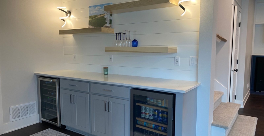 Wet & Dry Bar Basement Ideas in Johnston, IA – Elevate Your Entertainment Space (2)